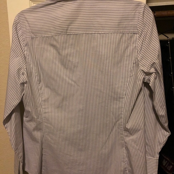 2/$25 Bundle of 4 Ann Taylor Dress Shirts - Picture 8 of 8